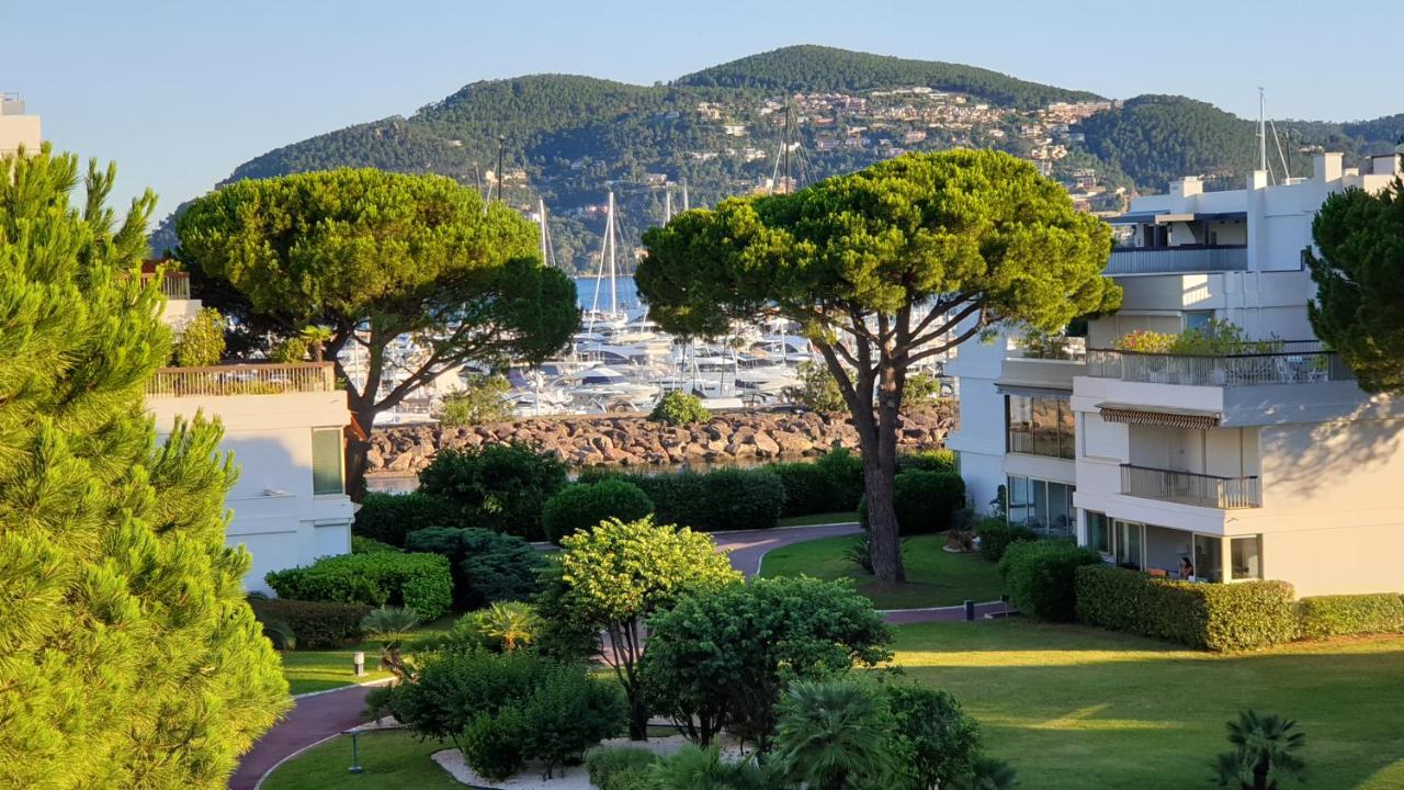 Garden And Sea View Cannes Apartment *